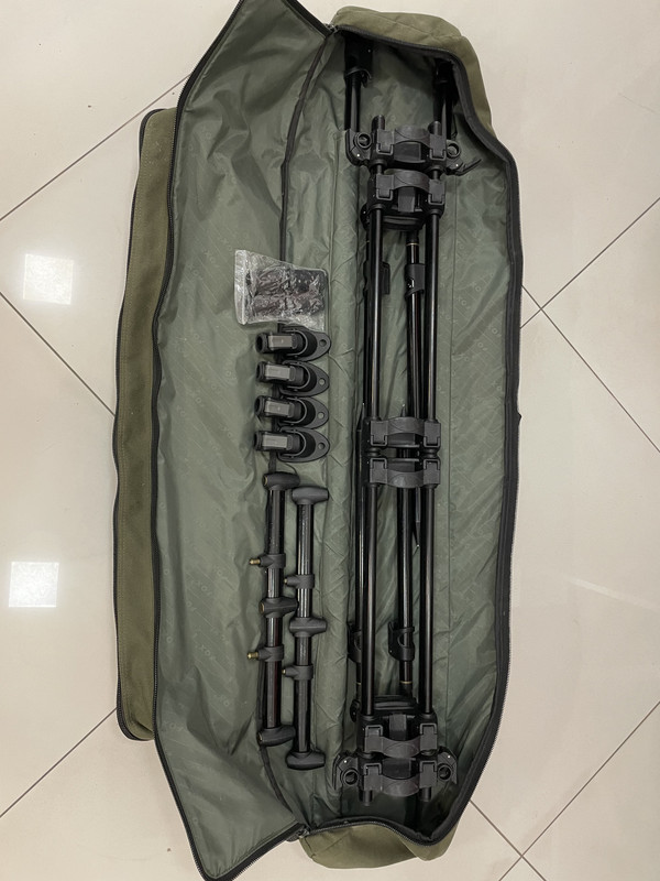 9F4E4F6C-E458-4041-96C7-77E5FAD8675D