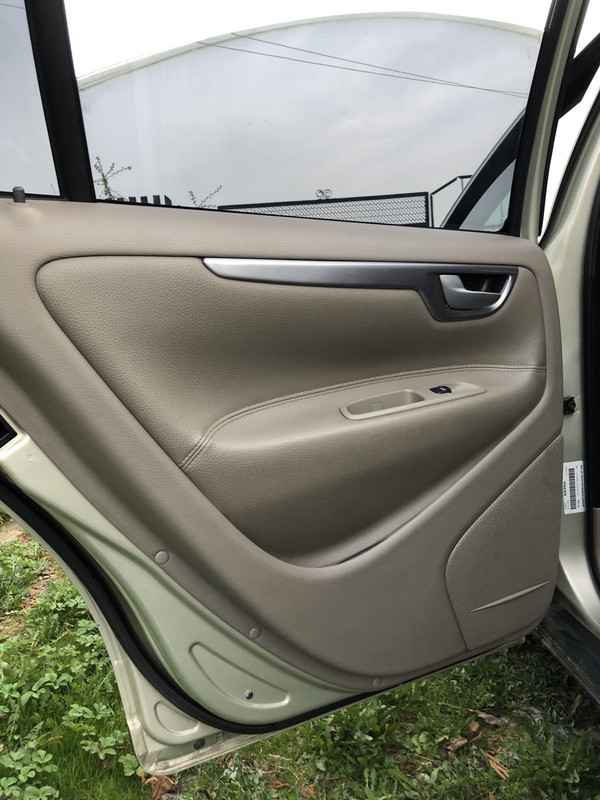 125E9CF9-7721-4140-909E-D773A899DCD1