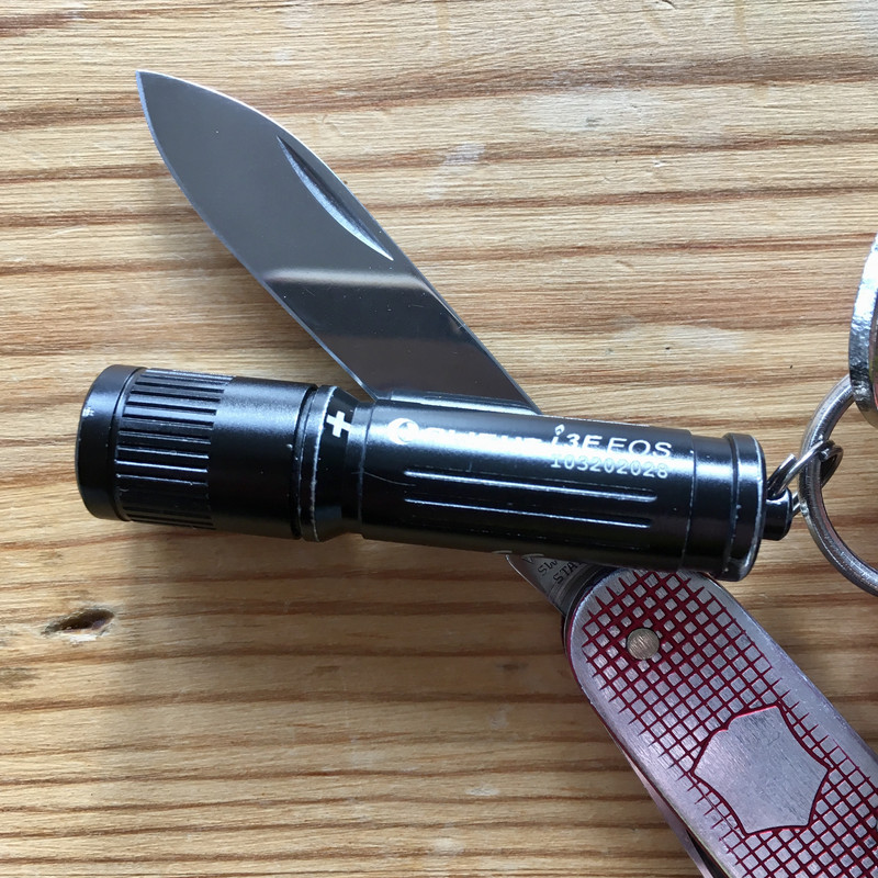 39289EAF-0B90-412D-8CE5-820D090284A8