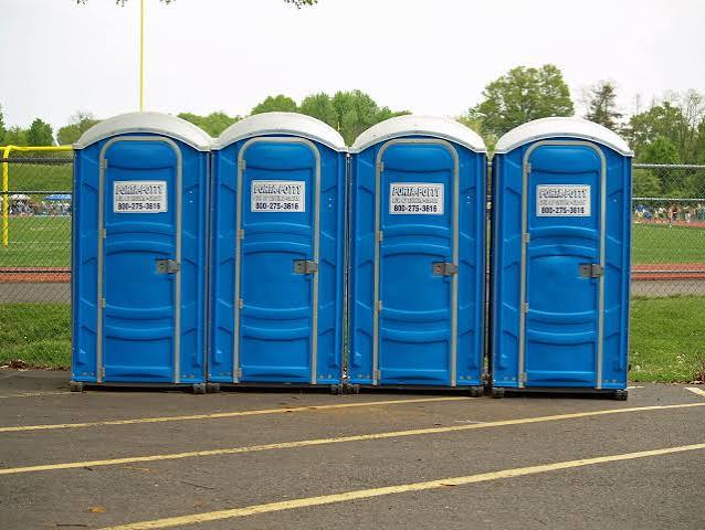 Emergency portable restroom deployment in Chicago