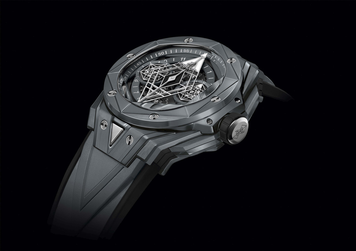 WATCHES WONDERS 2021 Hublot Sang Bleu II Ceramic HOROLOGIUM