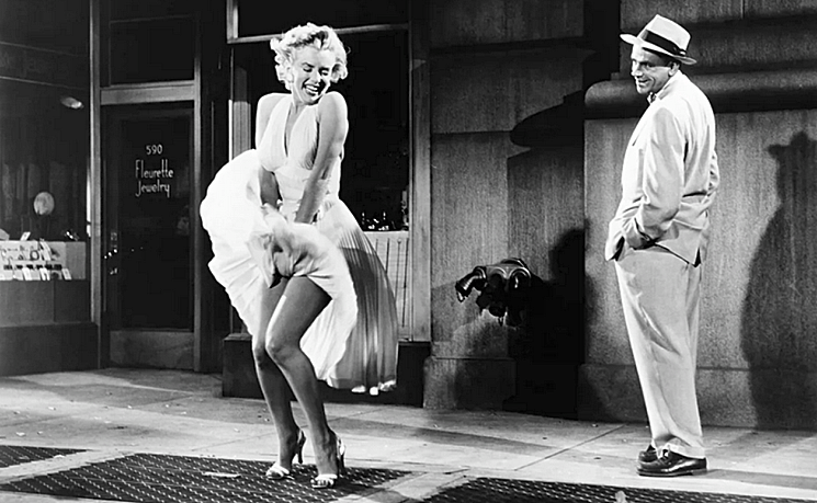 MOST-PAUSED-SCENES-SEVEN-YEAR-ITCH-2-FOTOR.png