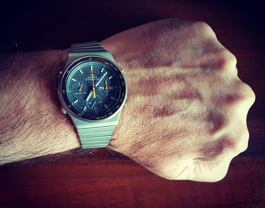 Seiko Chronograph 7A38-701A (2)