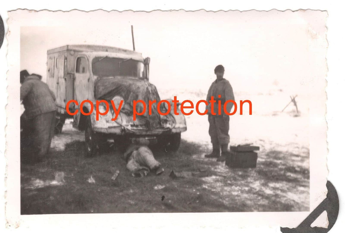 Fotos 13.Luftwaffen-Felddivision LKW PHÄNOMEN GR
