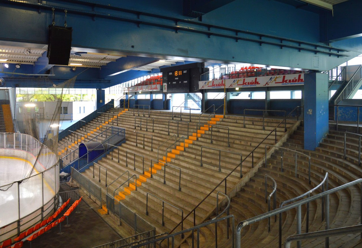 2017-10-31-Eisstadion-Brehmstra-e-D-sseldorf-91-Shift-N.jpg
