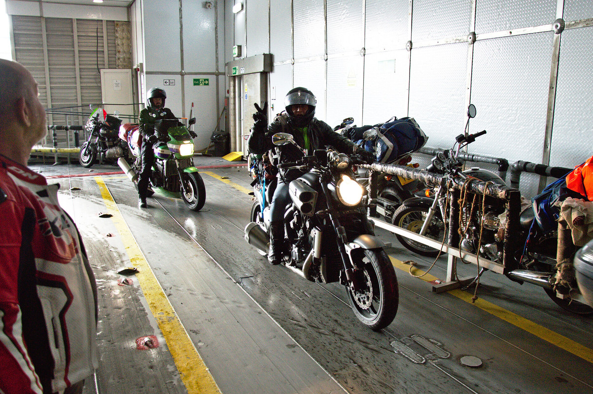 Vmax Tour 2019 au TT à l'île de Man R-DSD1114