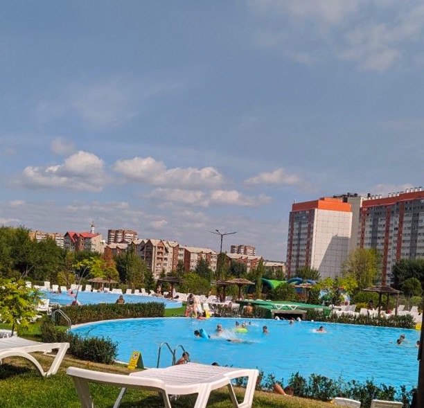 FEC8104B-F89F-4CCB-B782-AC796B09665A