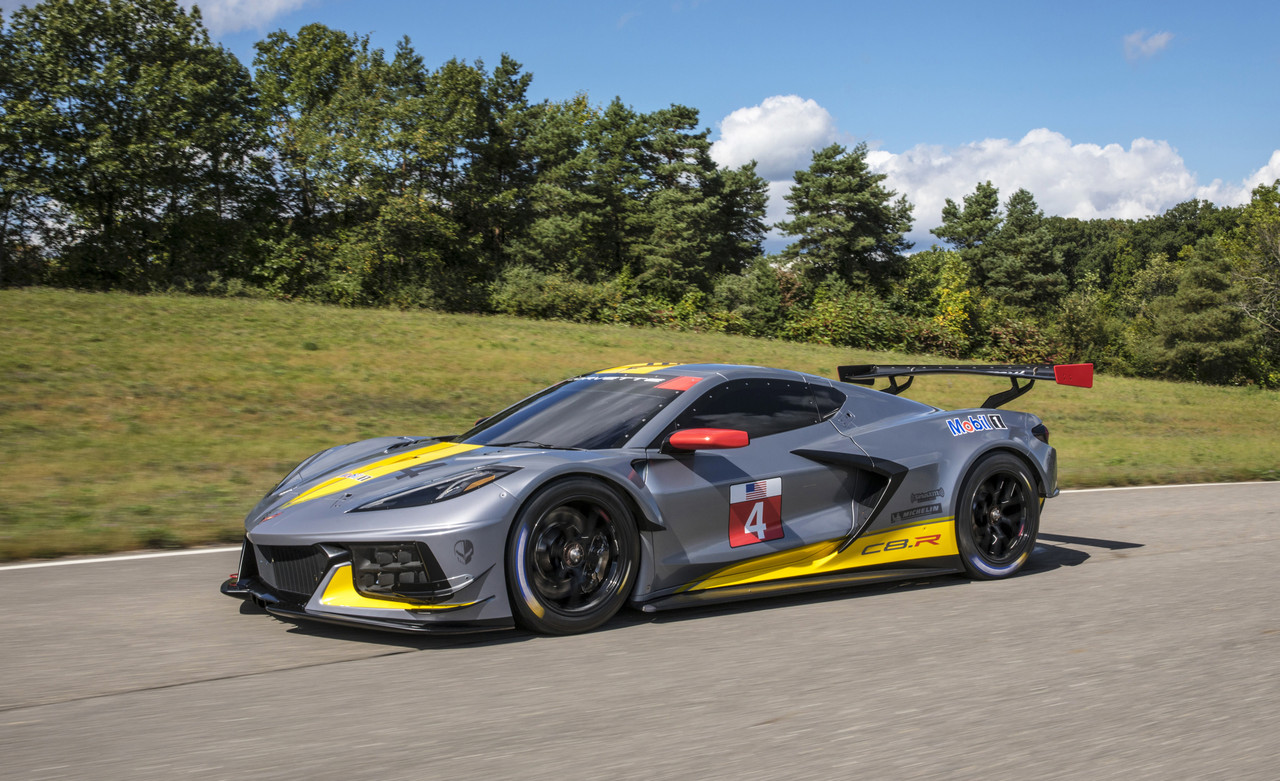 EChevrolet-Corvette-C8R-006