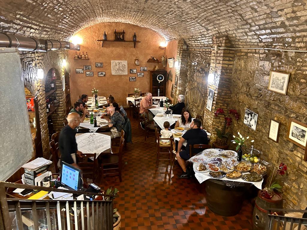 Жаркий сентябрь на побережье Тирренского моря. Жаркий сентябрь на побережье Тирренского моря.