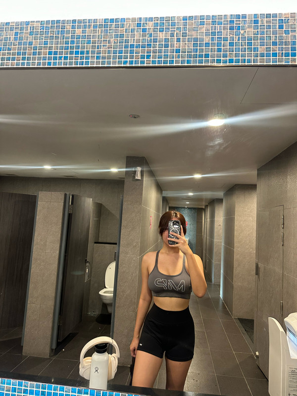 @AsianScandalNet (1)