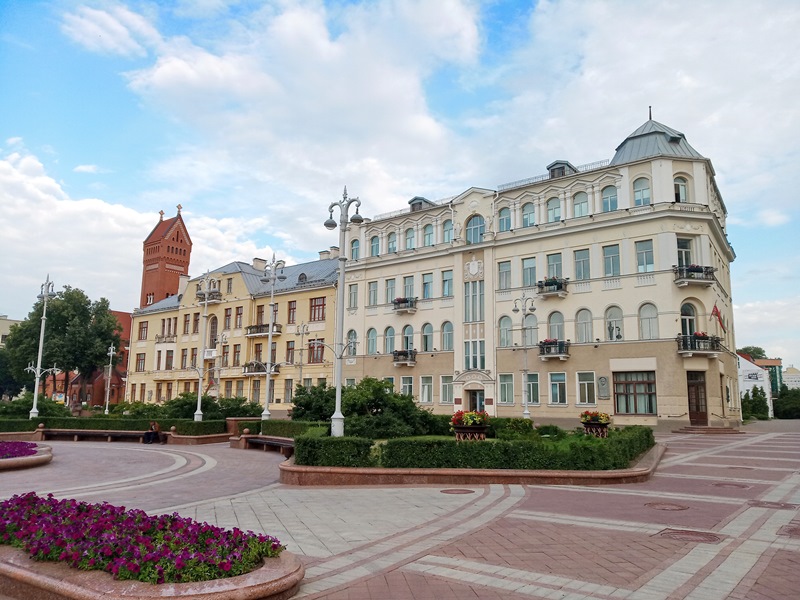 Беларусь-лайт: маленькая Европа - Мир, Несвиж, Минск