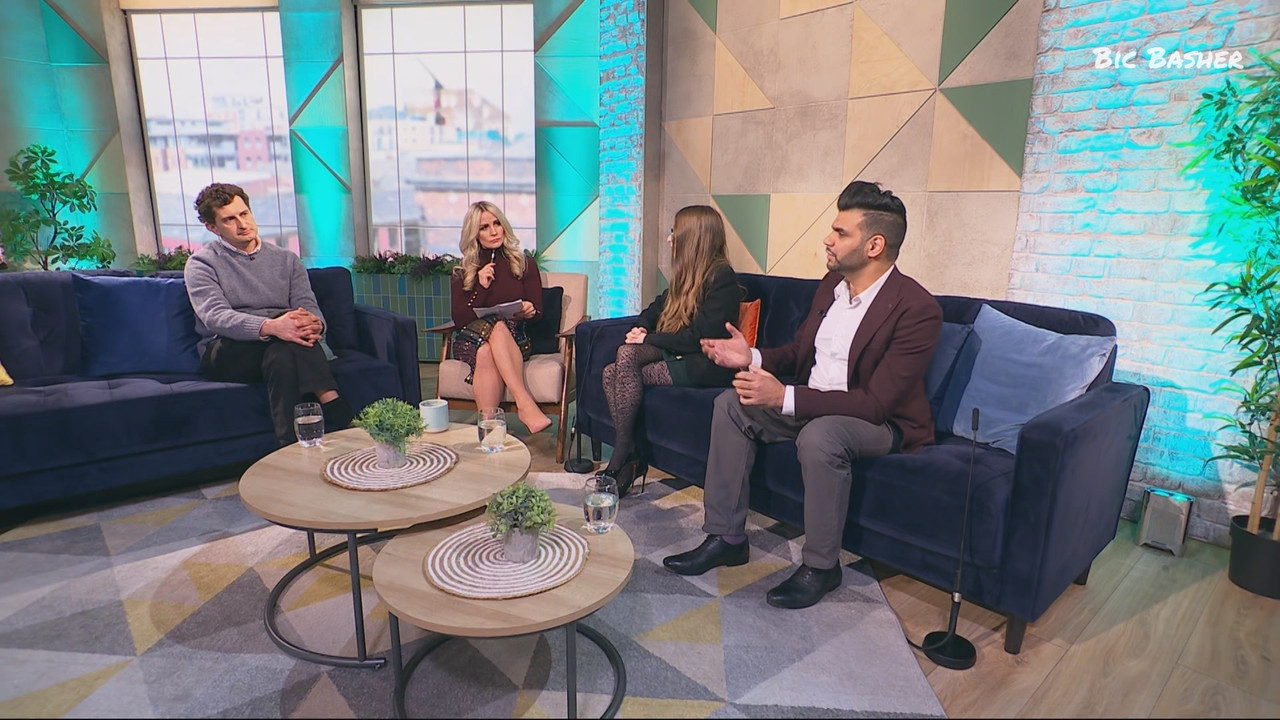Sunday.Morning.Live.S00E20.ts_snapshot_00.45.19.929