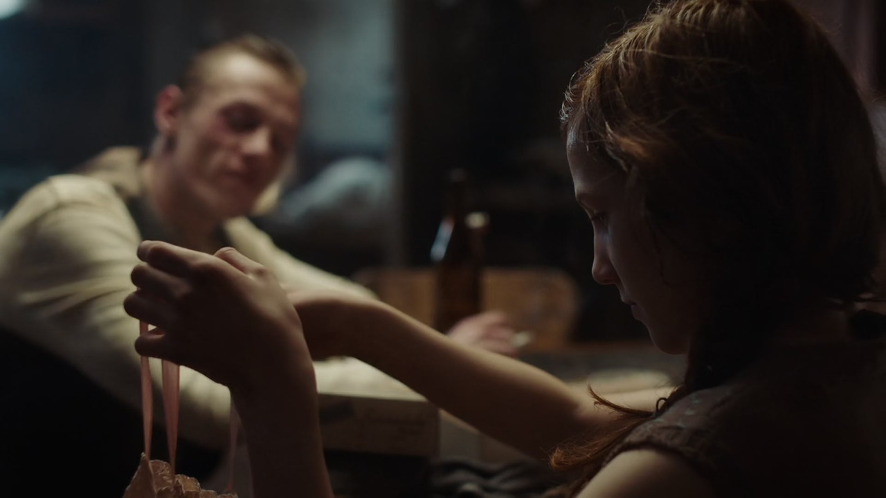 Babylon Berlin (2017) - S02E01 - Episode 1 (1080p NF WEB-DL x265