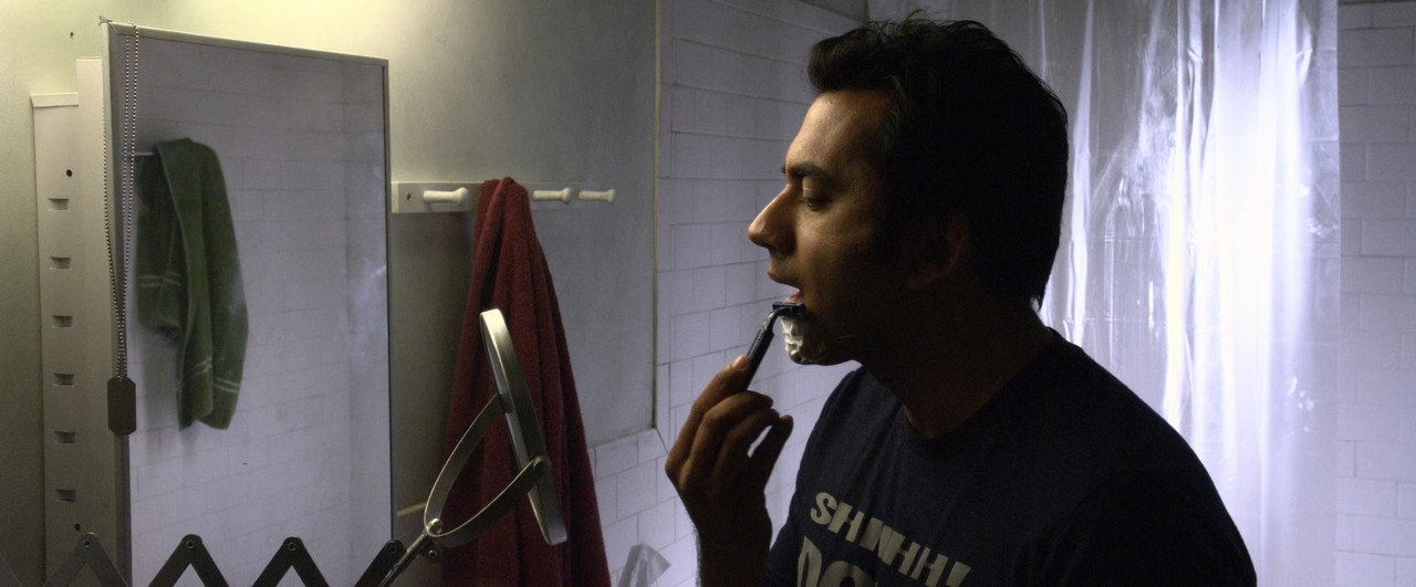 A Very Harold & Kumar Christmas 2011 Extended (1080p x265 10bit 