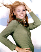 Britt-Ekland-md19
