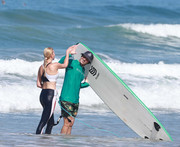 Ivanka-Trump-Surf-Lesson-Costa-Rica15