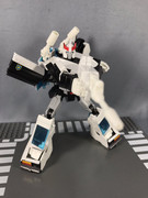 04-_Masterpiece-_MP-17-_Prowl