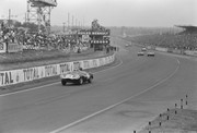 24 HEURES DU MANS YEAR BY YEAR PART ONE 1923-1969 - Page 46 59lm03-D-Type-Masten-Gregory-Innes-Ireland-22