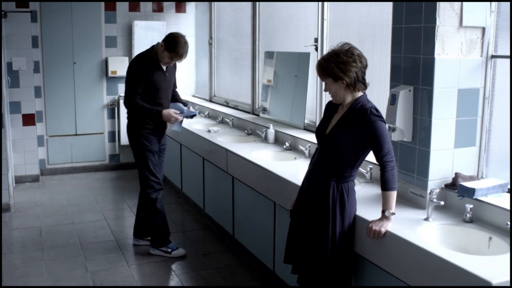 [Image: 9sdp2zvo7cz0.png]