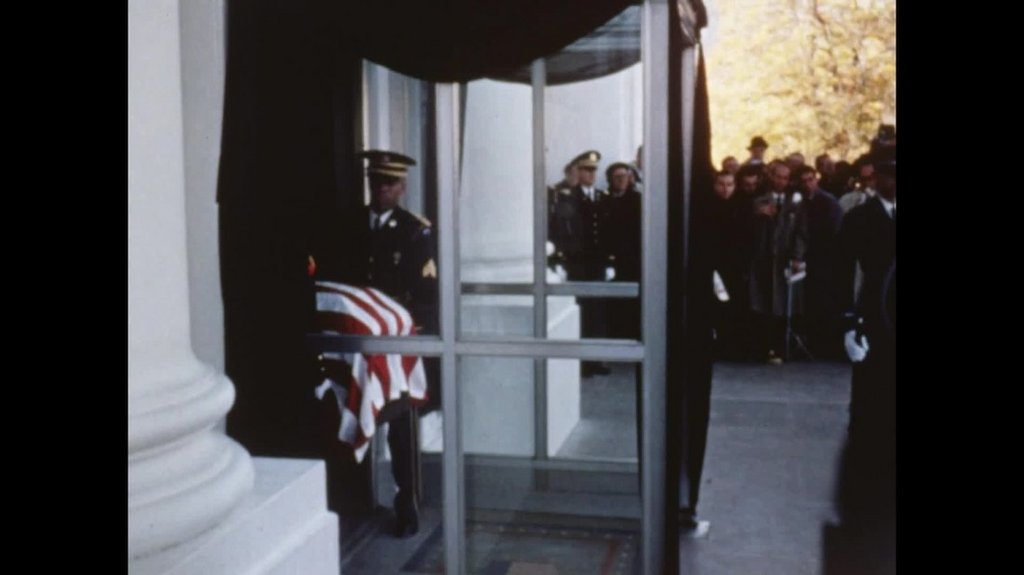 [Image: fxbjz69u3s4z.jpg]