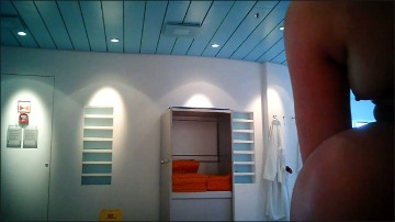 [Image: Voyeur23705101447.jpg]