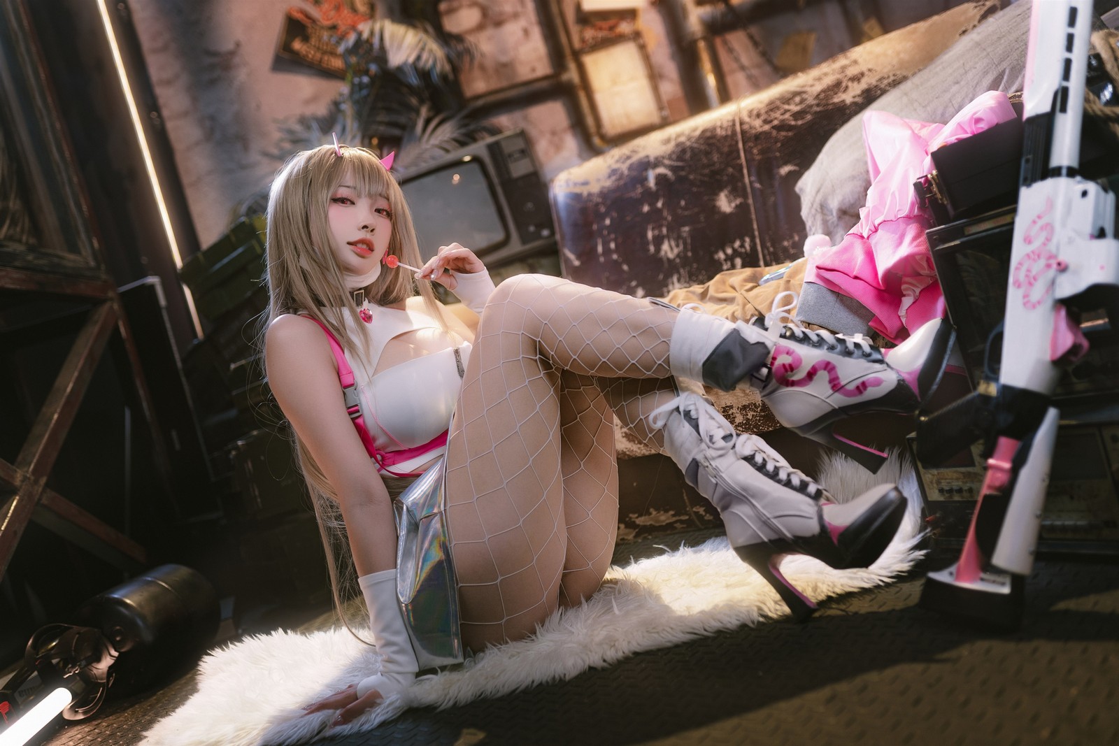 宮本桜 毒蛇 Cosplay 写真集｜性感风格 高清图集（34P｜95MB）插图2