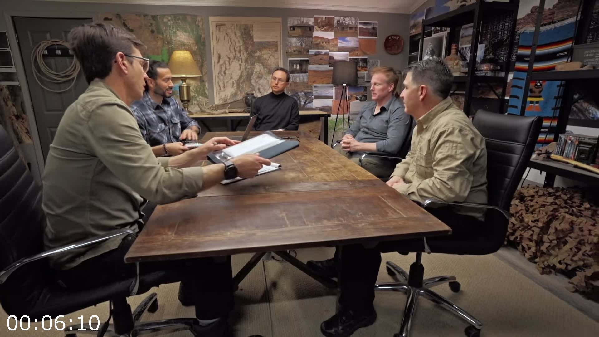 [Image: iq8tw6uhw5y7.jpg]