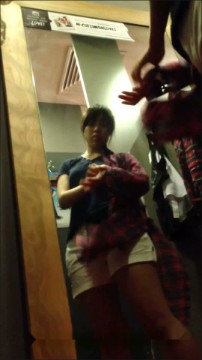 [Image: Voyeur11735081003.jpg]
