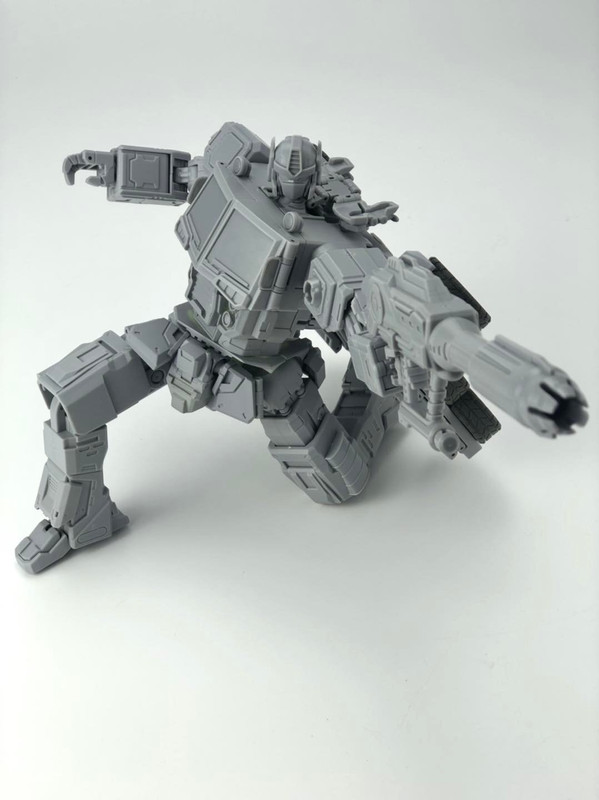 Fans-Hobby-MB-18-Energon-Optimus-Prime-05d