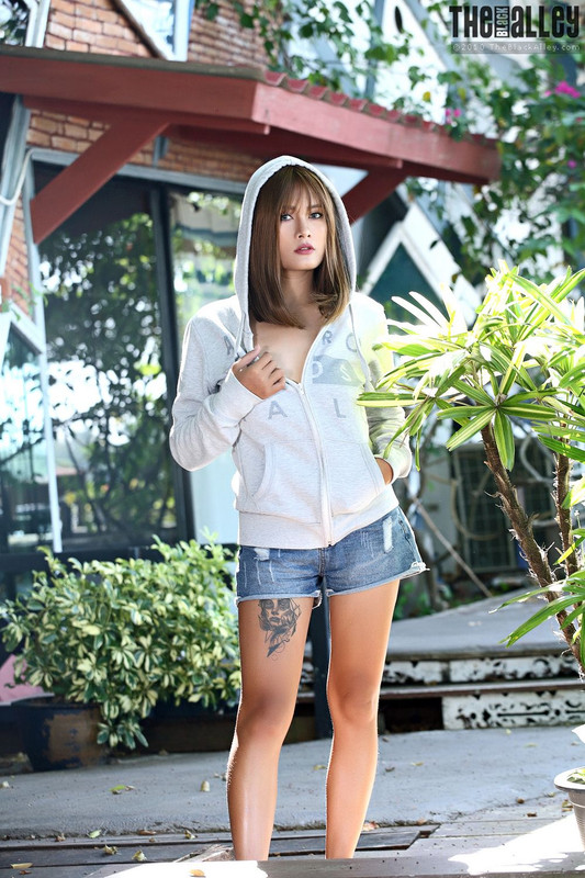 Winny Sung Set.148- 002
