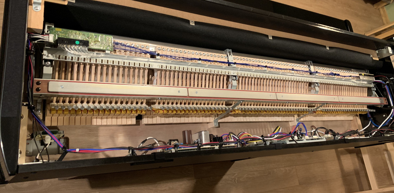 7FADE377-EA10-4425-A83A-F8A3FDDB9081