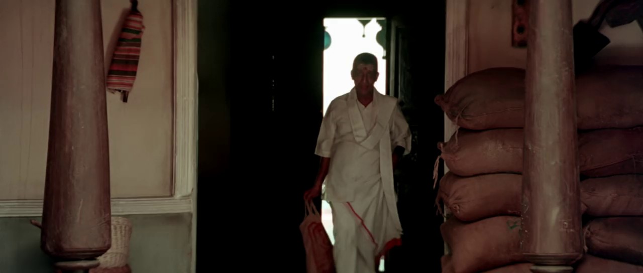 Indian-1996-Hindi-WEB-DL-720p-x264-AVC-AAC-2ch-mp4-0002