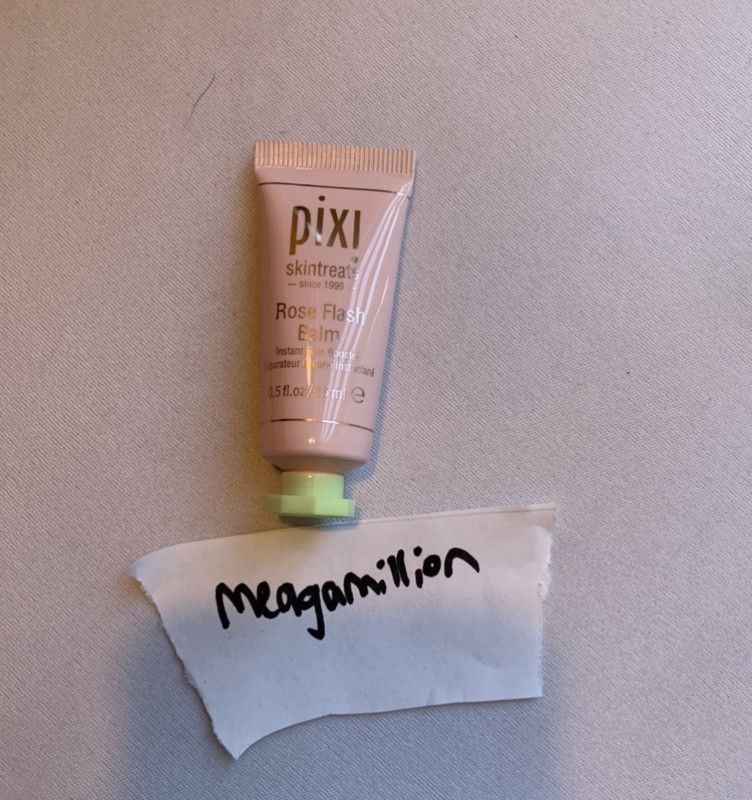 B3DE9BD0-8601-410B-B9A9-7A2C542EB3C9