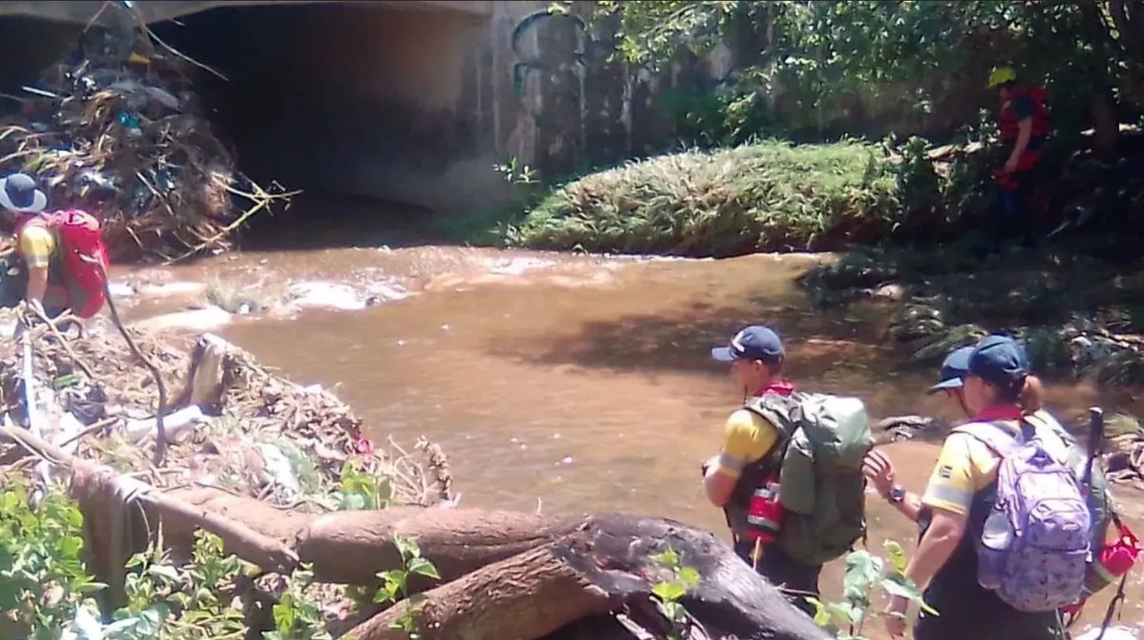 Fallecen 21 tras inundación en Sudáfrica