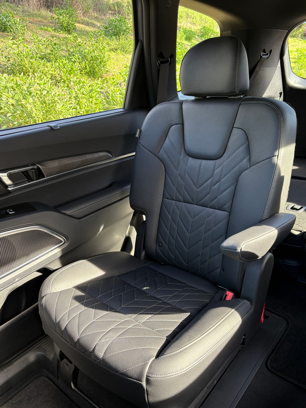 Vehicle thumbnail 13