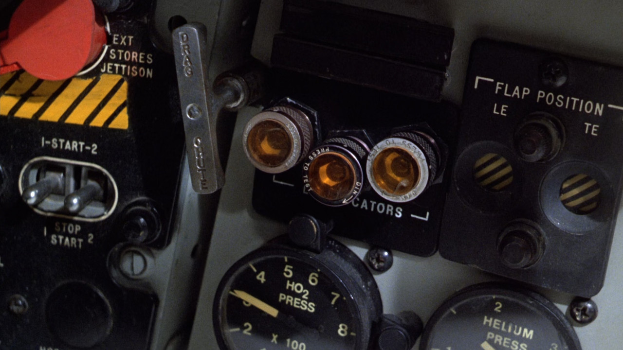 The Right Stuff 1983 (1080p x265 10bit Tigole).m