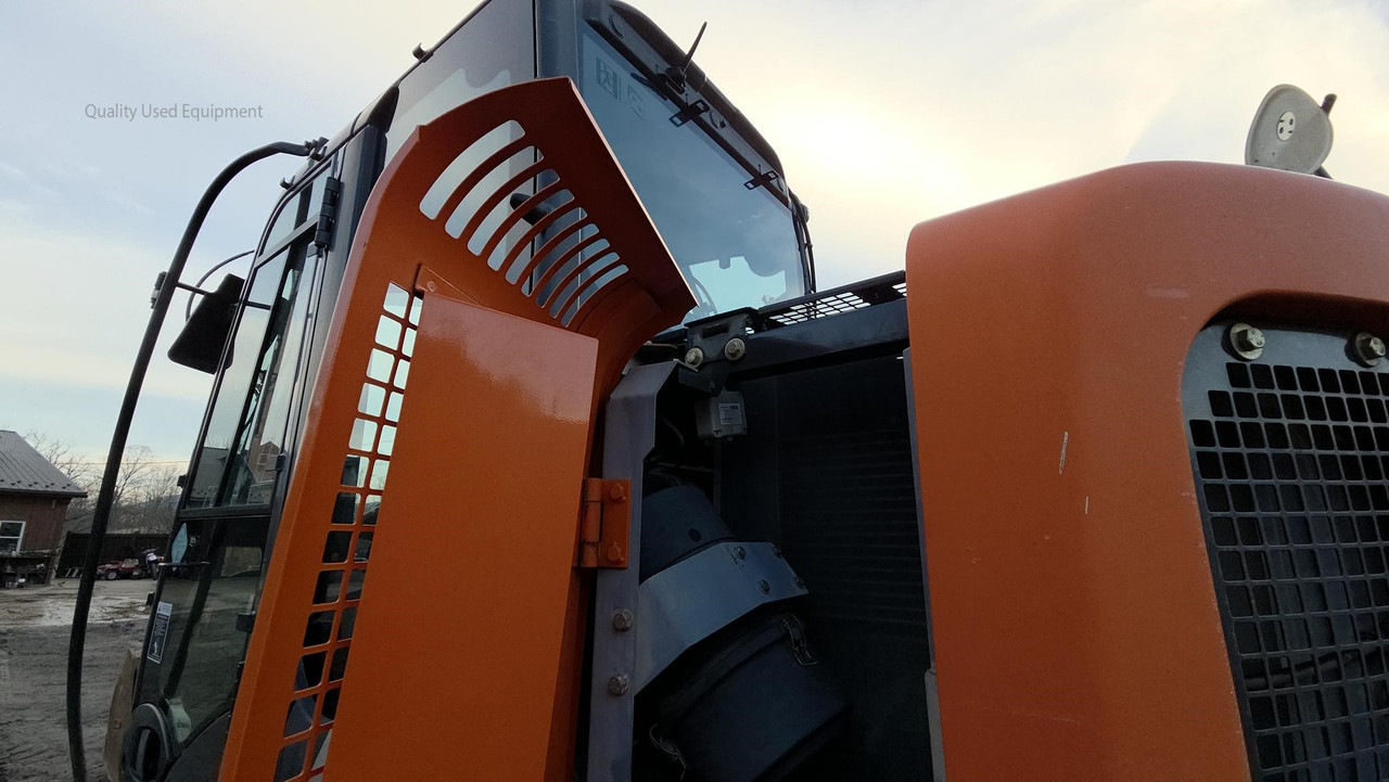 Vehicle thumbnail 90