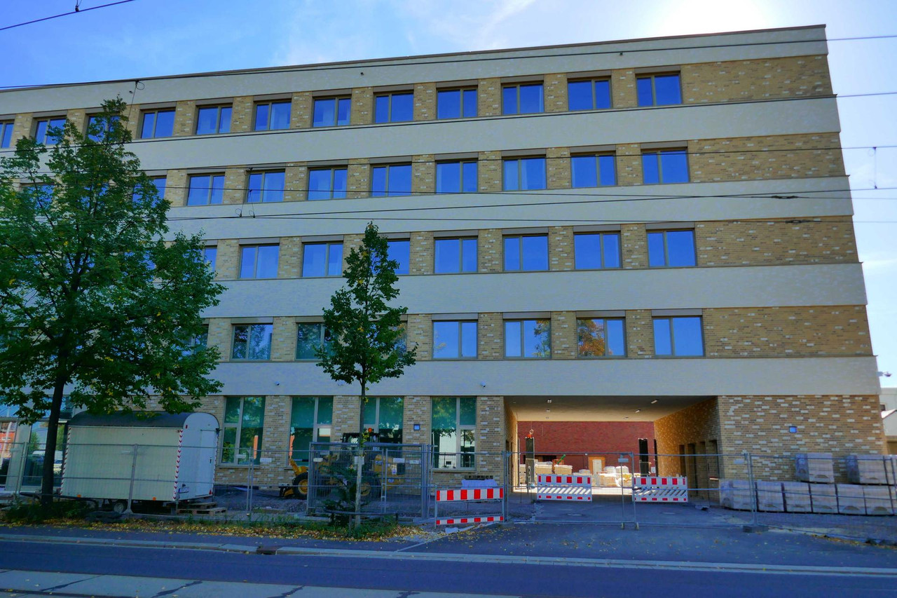 Bild: https://i.postimg.cc/ZK6KVNy3/P1380514.jpg