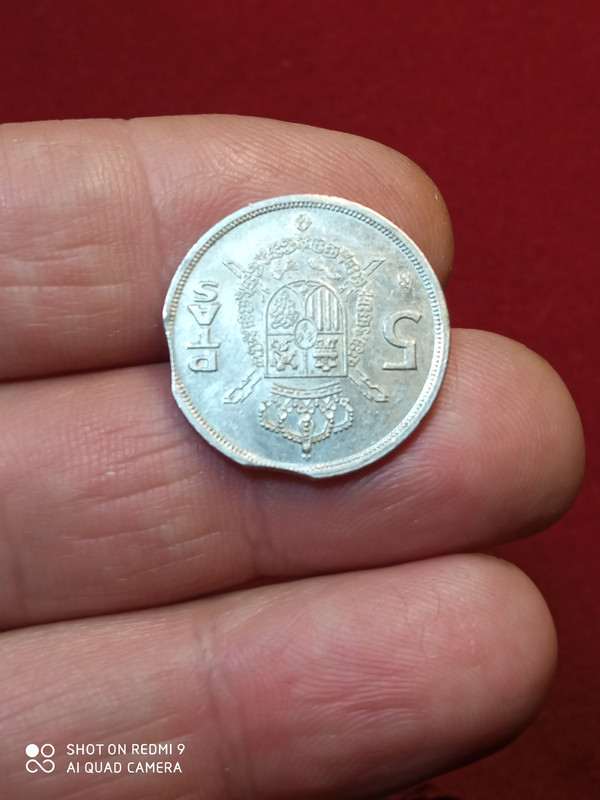 5 pesetas del rey del 1983 con doble segmentación IMG-20201108-194817