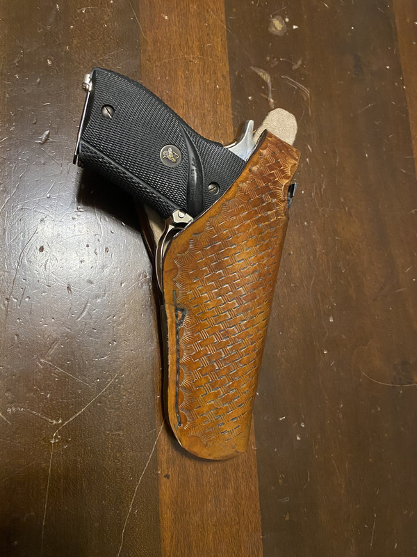 24E6F049-BAC0-42C4-AFE6-406253298E9A