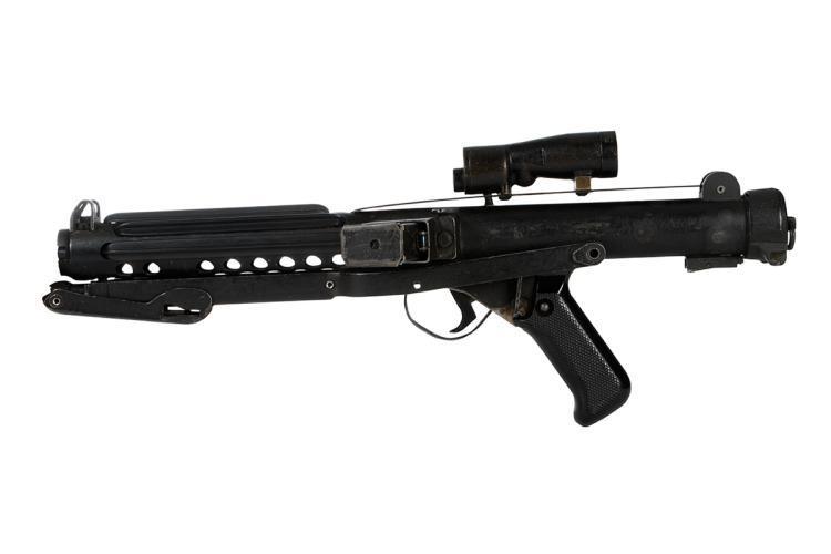 Bapty Stormtrooper hero E-11 blaster 04