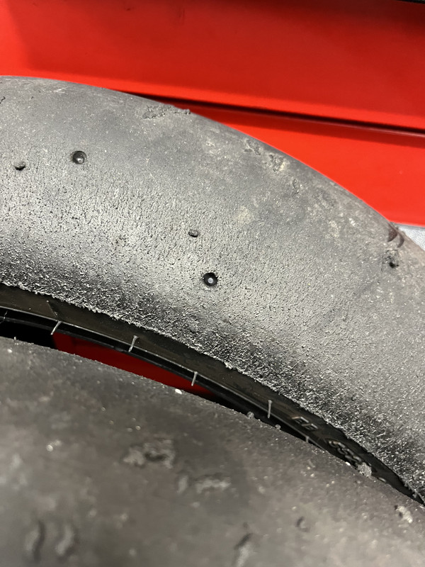 1885660D-DD1F-4571-A70B-69CF4E31F70D