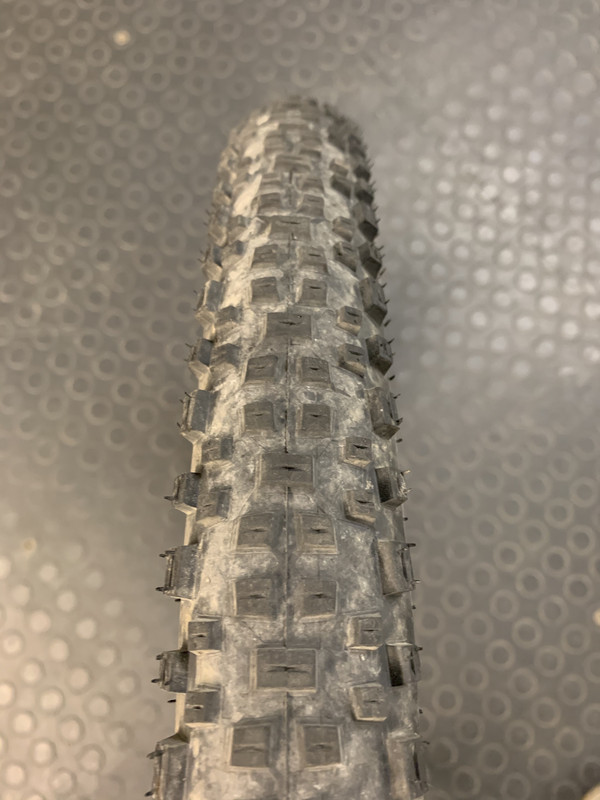 D6AF2D33-20F5-4DAA-BD21-6782AB91F10D