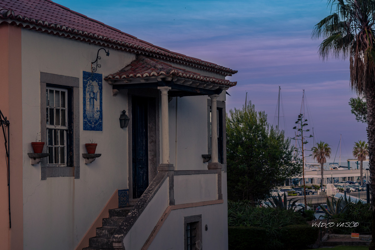 HIve-Cascais-sunset-marina-01.jpg