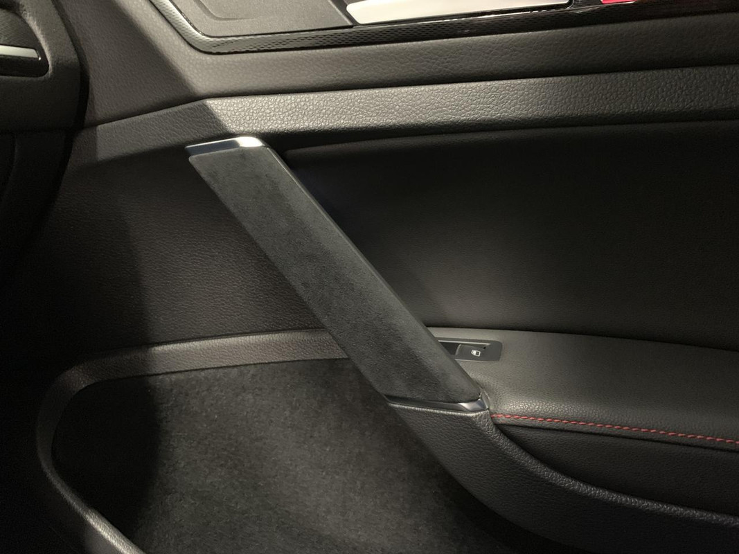 89CE4F90-A2D4-4691-B0A3-73F41C054C8B