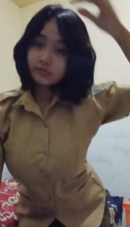 Anak Esempeh Seragam Pramuka