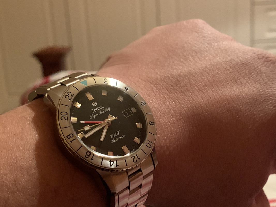 C0AF570E-0F0D-40AC-8839-82A8B4B6D1E7