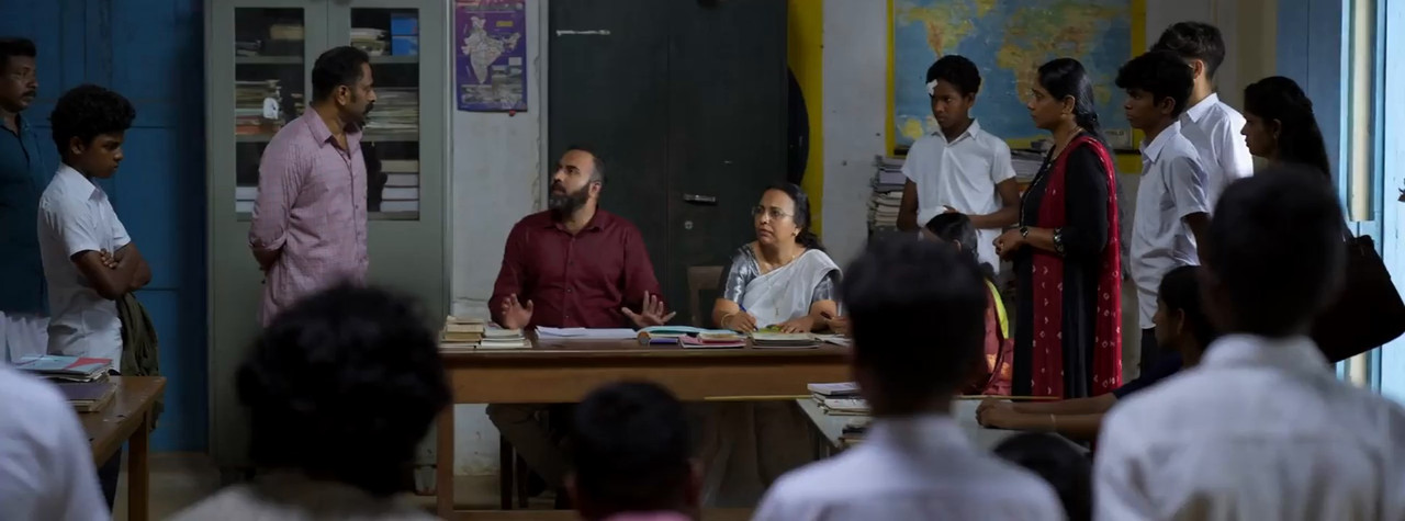 Idiyan Chandhu 2024 WebRip [Malayalam] 480p, 720p ESub Screenshot