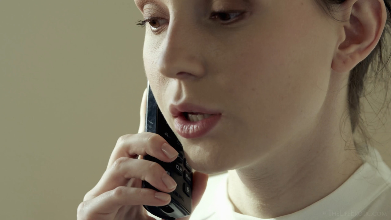 NV0n - Ch!c@Tr@b@j@d0r@ - 041817HD.mp4_snapshot_01.16.242