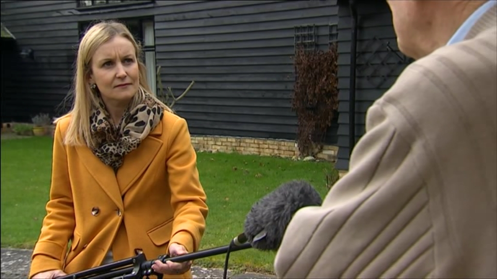 02.09 - 18.30.00 - This Is BBC One HD. Please switch over to BBC One.ts_snapshot_07.17.871
